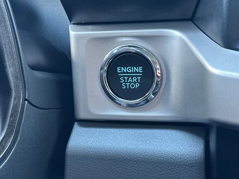 New 2025 Ford F250 XLT w/ Black Appearance Package image 22