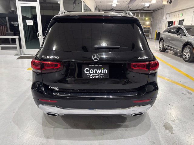 Used 2021 Mercedes-Benz GLB 250 4MATIC image 5