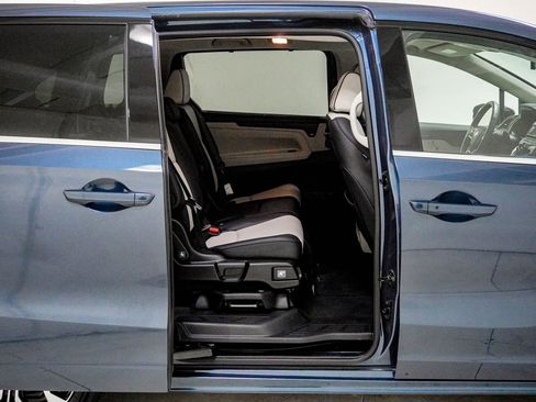 Used 2025 Honda Odyssey Elite image 34