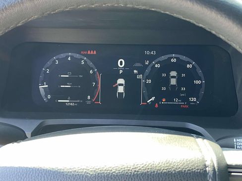 Used 2025 Toyota Tacoma TRD Sport AWD/4WD image 35