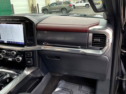 Used 2023 Ford F150 Lariat w/ FX4 Off-Road Package image 17