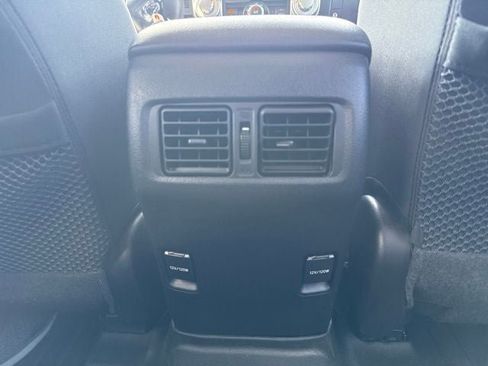 Used 2018 Toyota 4Runner SR5 AWD/4WD image 19