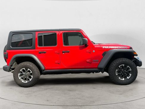 Used 2024 Jeep Wrangler Unlimited Rubicon 4xe AWD/4WD image 2