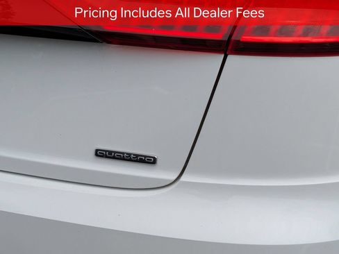 Used 2023 Audi Q8 Premium w/ Convenience Package AWD/4WD image 7