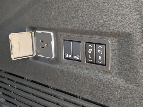 New 2026 Chevrolet Tahoe LT w/ Comfort Package image 33