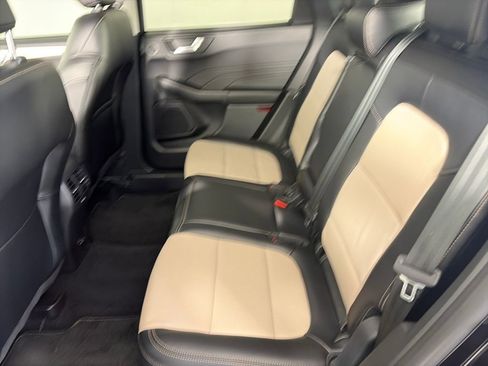 Certified 2021 Ford Escape Titanium w/ Titanium Elite Package image 12