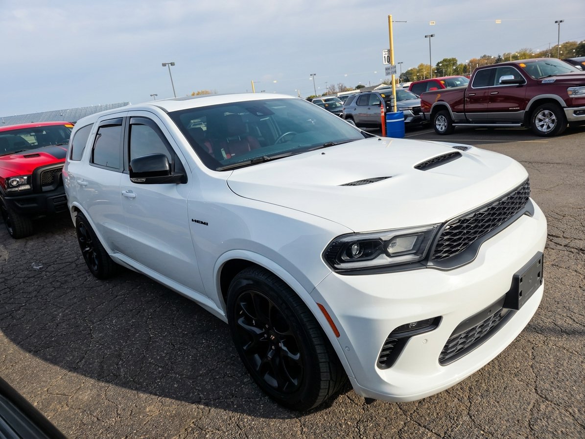 Used 2021 Dodge Durango R/T w/ Tow 'N Go Group AWD/4WD image 3