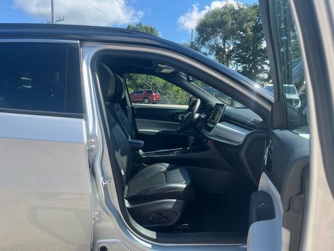 Used 2025 Jeep Compass Limited w/ Elite Group AWD/4WD image 38