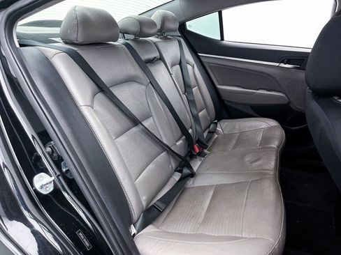 Used 2019 Hyundai Elantra Limited image 36