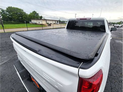 Used 2021 Chevrolet Silverado 1500 RST AWD/4WD image 16