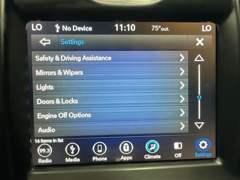 Used 2019 Chrysler 300 Touring RWD image 33
