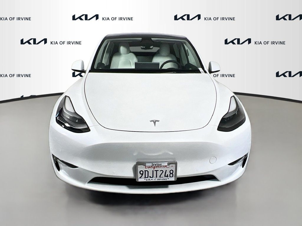 Used 2022 Tesla Model Y Long Range AWD/4WD image 2