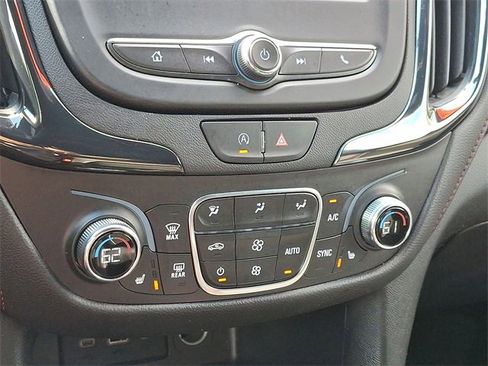 Certified 2023 Chevrolet Equinox RS w/ LPO, Floor Liner Package image 17