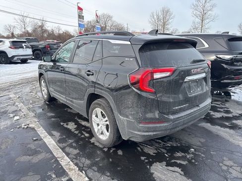 Certified 2022 GMC Terrain SLE w/ Driver Convenience Package image 7
