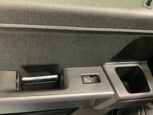 Used 2022 Ford F150 Lariat w/ Equipment Group 502A High AWD/4WD image 10