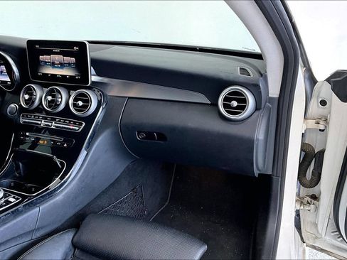 Used 2017 Mercedes-Benz C 300 Coupe image 20