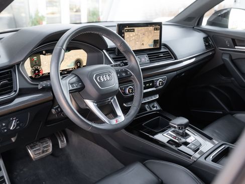 Certified 2022 Audi SQ5 Premium Plus w/ Premium Plus Package image 10