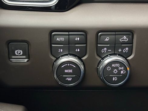 New 2026 GMC Sierra 2500 Denali w/ Denali Reserve Package image 30