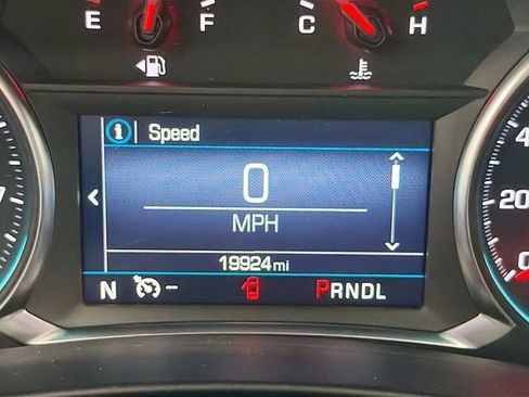 Used 2023 Chevrolet Equinox LT image 11