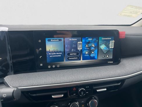 New 2026 Nissan Kicks S image 20