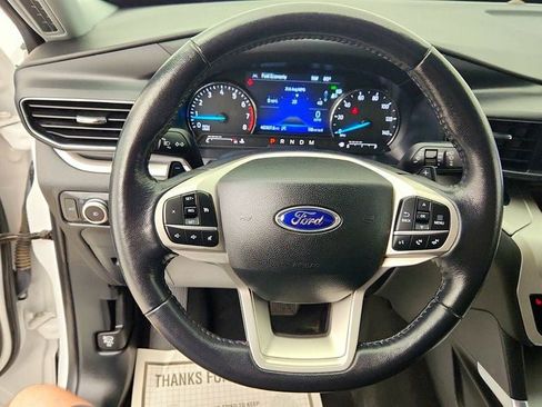 Used 2020 Ford Explorer XLT w/ Equipment Group 202A AWD/4WD image 13