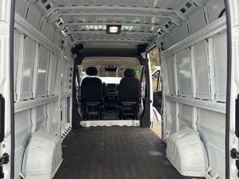 Used 2023 RAM ProMaster 3500 w/ Driver Convenience Group FWD image 20