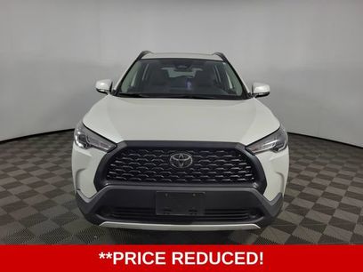 Used 2023 Toyota Corolla Cross LE w/ Moonroof Package