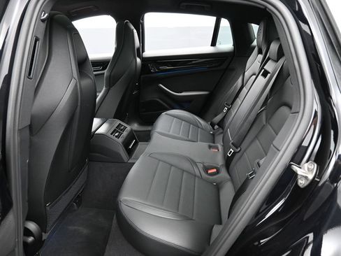 Certified 2025 Porsche Panamera 4 AWD/4WD image 24