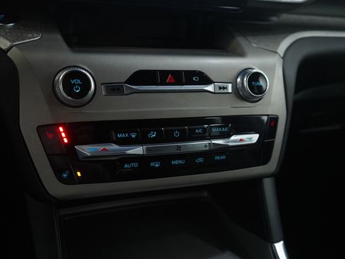 Used 2023 Ford Explorer Timberline image 23