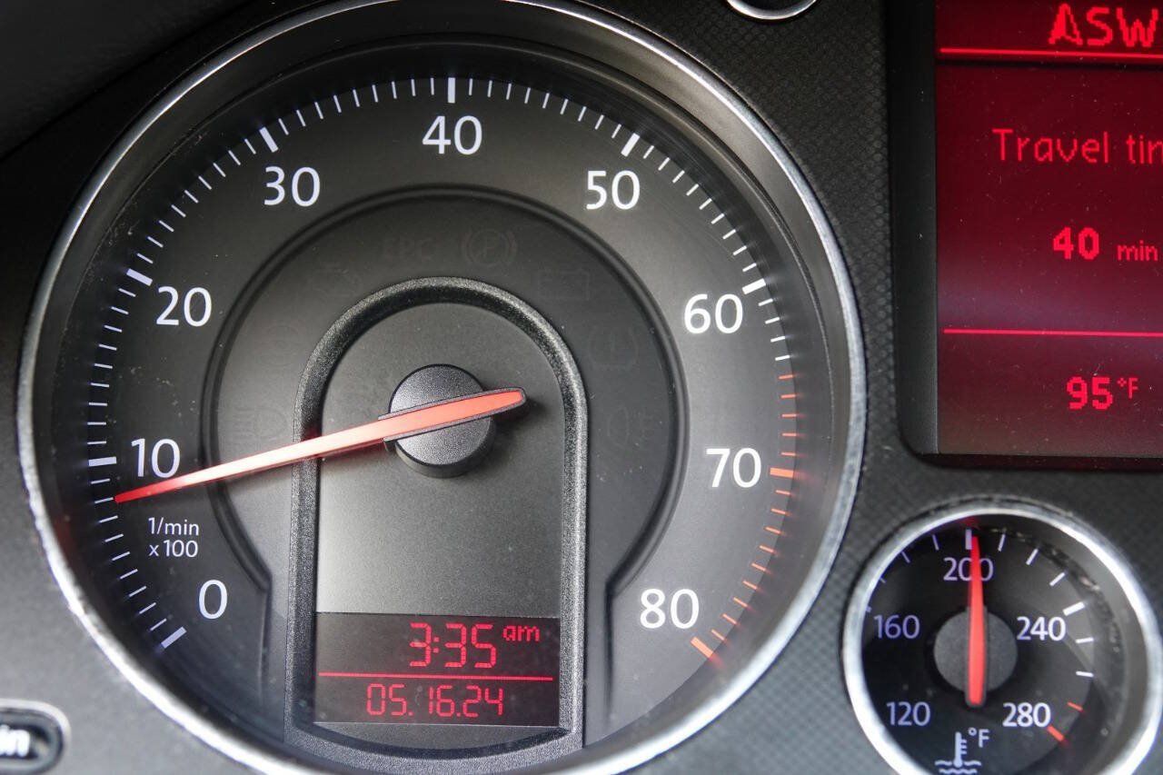 Used 2007 Volkswagen Passat 2.0T FWD image 88