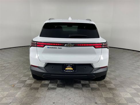 New 2026 Chevrolet Equinox EV LT image 19