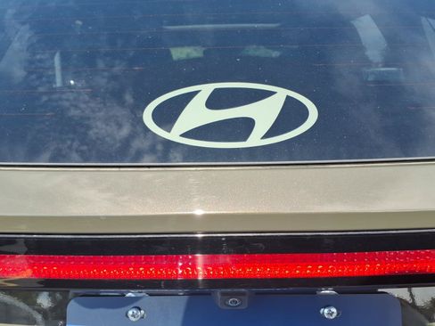 Certified 2025 Hyundai Tucson SEL AWD/4WD image 15