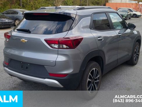 Used 2025 Chevrolet TrailBlazer LT image 5