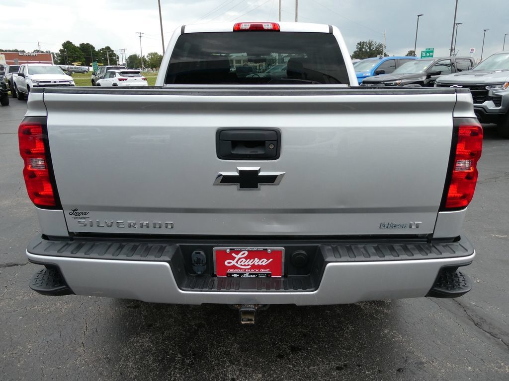 Used 2018 Chevrolet Silverado 1500 LT w/ All Star Edition AWD/4WD image 7