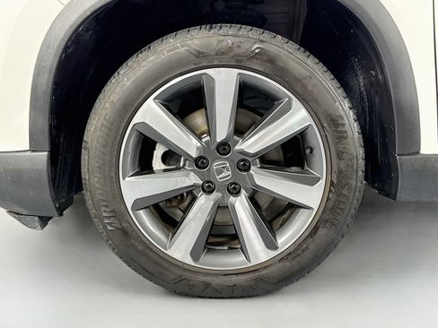 Certified 2024 Honda Pilot Touring image 34
