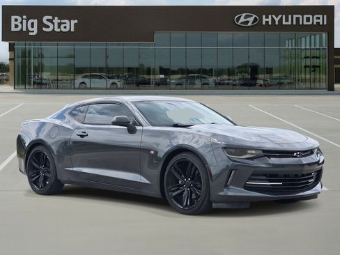 Used 2017 Chevrolet Camaro LT w/ RS Package RWD image 6