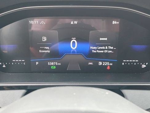 Used 2025 Volkswagen Jetta SE FWD image 14