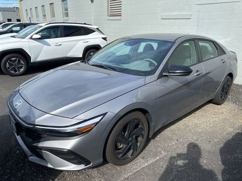 Certified 2026 Hyundai Elantra Sport FWD image 2