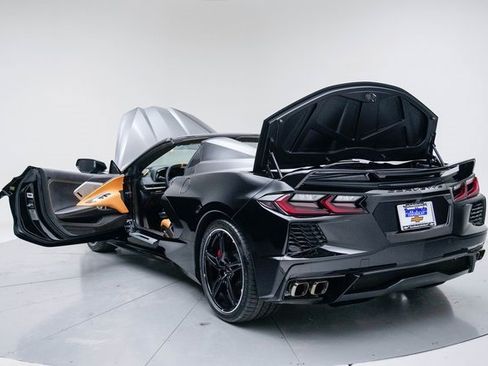 Used 2023 Chevrolet Corvette Stingray Preferred Conv w/ 2LT image 19