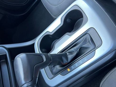Used 2018 Chevrolet Colorado LT w/ LT Convenience Package RWD image 38