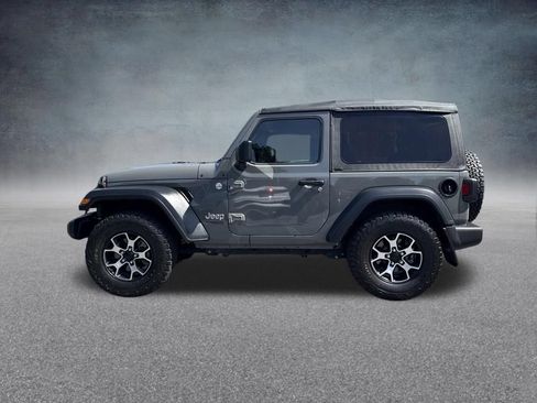 Used 2020 Jeep Wrangler Sport AWD/4WD image 2