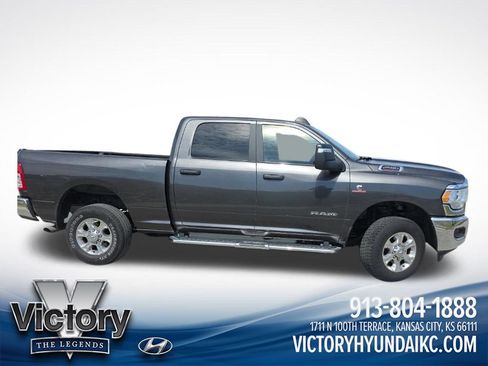 Used 2024 RAM 2500 Big Horn AWD/4WD image 4