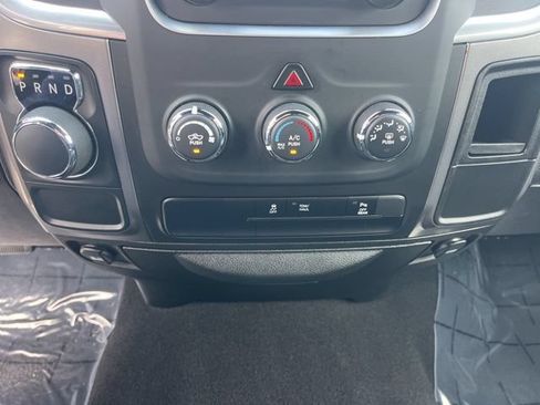 Used 2024 RAM 1500 Warlock RWD image 24