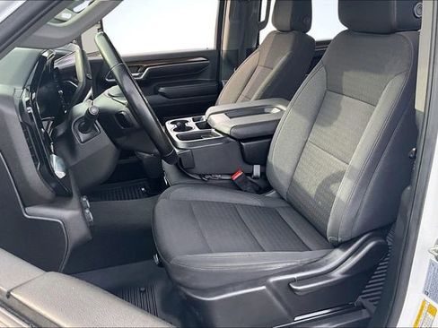 Used 2024 Chevrolet Silverado 3500 LT image 23