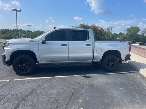 Used 2020 Chevrolet Silverado 1500 LT Trail Boss AWD/4WD image 10