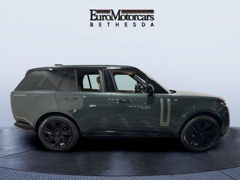Used 2023 Land Rover Range Rover SE AWD/4WD image 6