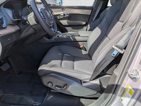 Used 2026 Volvo XC90 B6 Core AWD/4WD image 16