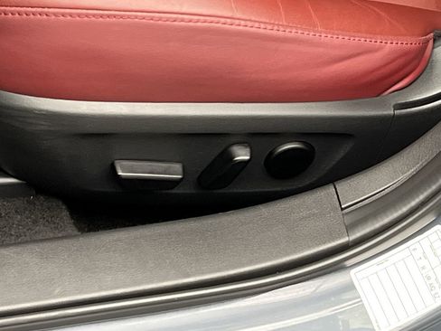 Used 2025 MAZDA MAZDA3 s image 10