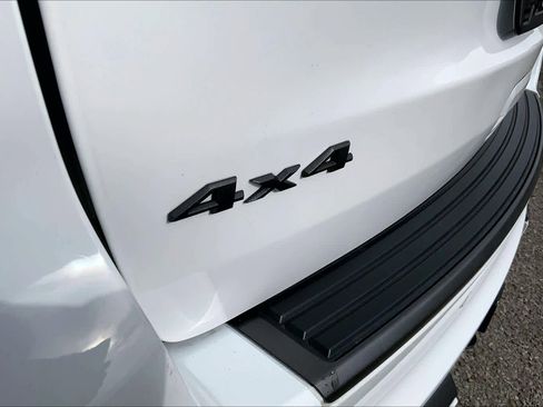 Used 2020 Jeep Grand Cherokee Limited X image 29