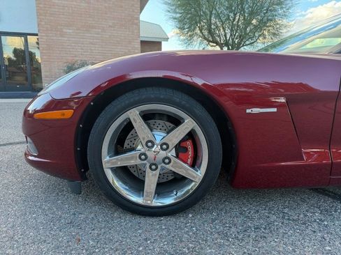 Used 2006 Chevrolet Corvette Convertible w/ Preferred Equipment Group image 9